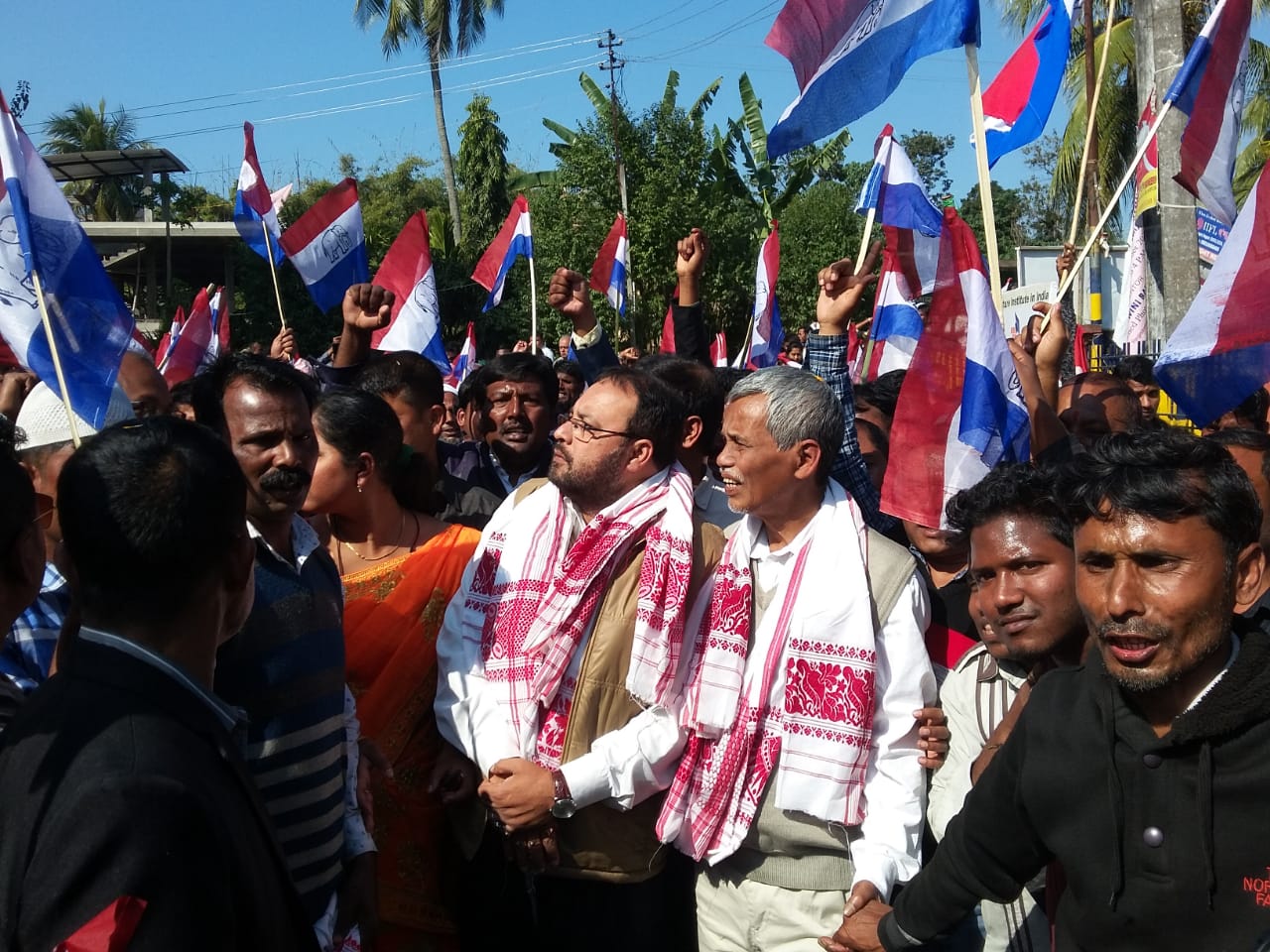 গৃহ সমষ্টিত ব্যাপক আদৰণি অগপ নেতা কেশৱ মহন্তক