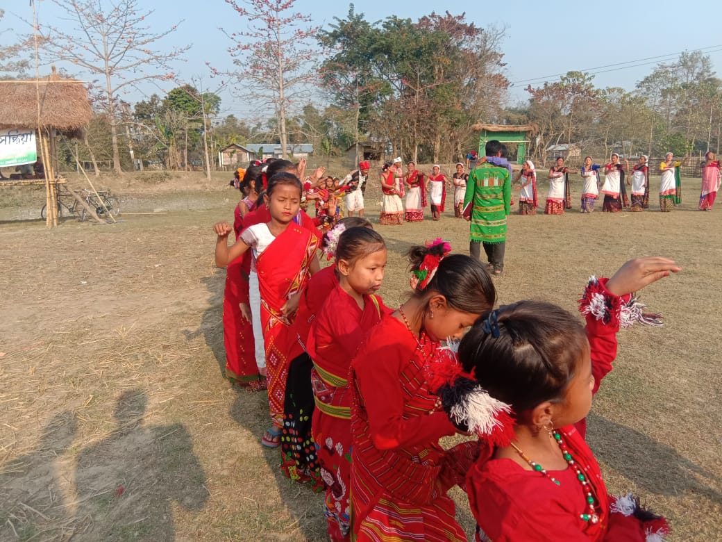  আকৌ আহিল ফাগুণ : ঐনিতমৰ সুৰ আৰু গোমৰাঙৰ ছন্দত মুখৰিত বাৰ বৈষ্ণৱৰ জন্মভূমি