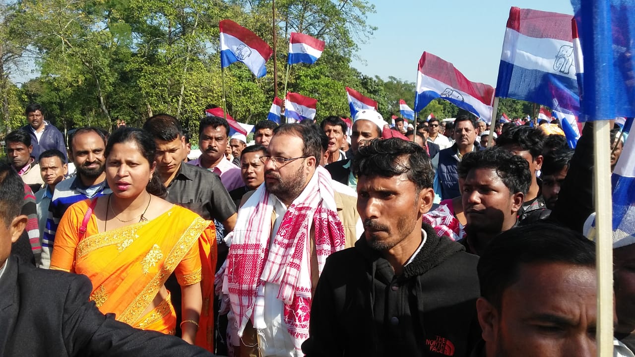 গৃহ সমষ্টিত ব্যাপক আদৰণি অগপ নেতা কেশৱ মহন্তক