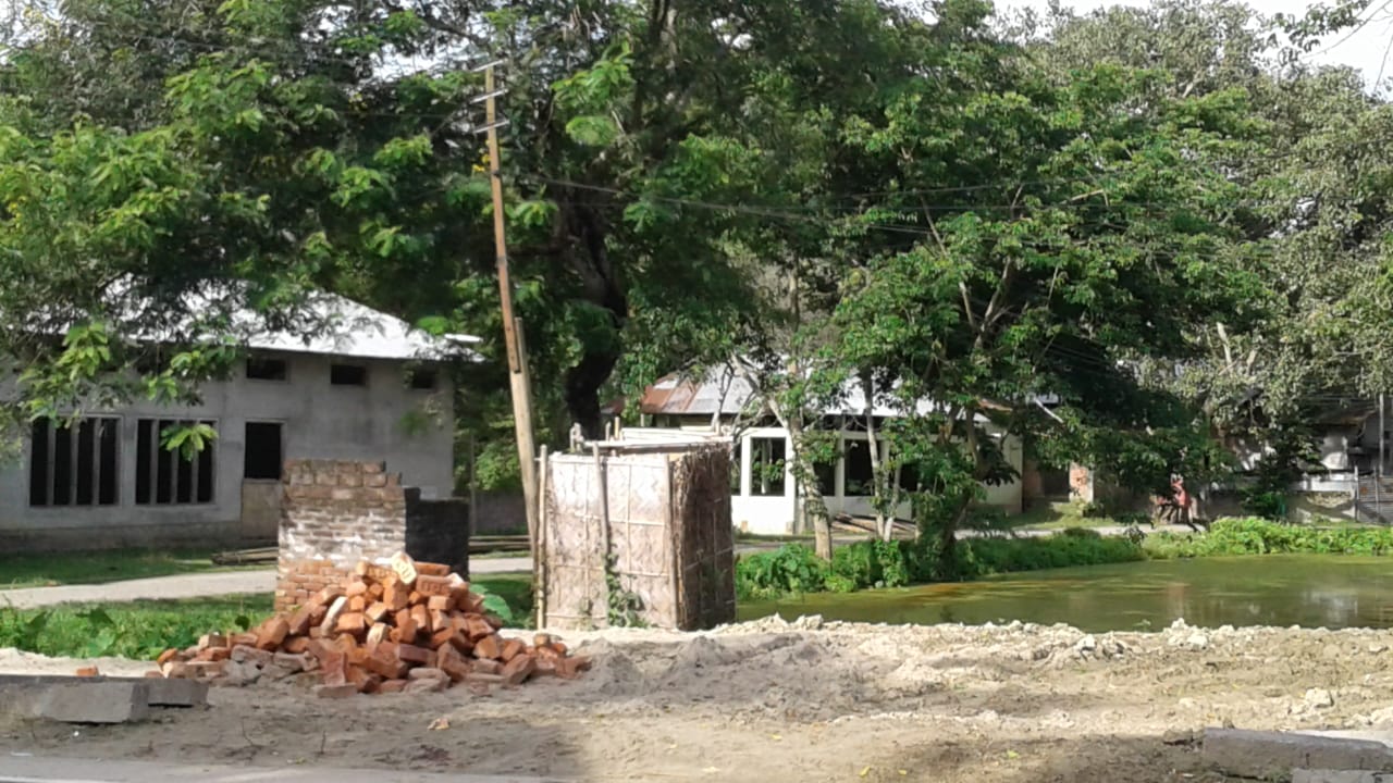 ৰঙিয়াত ছহিদ বেদীৰ সংৰক্ষিত এলেকা বেদখলকাৰীৰ কবলত