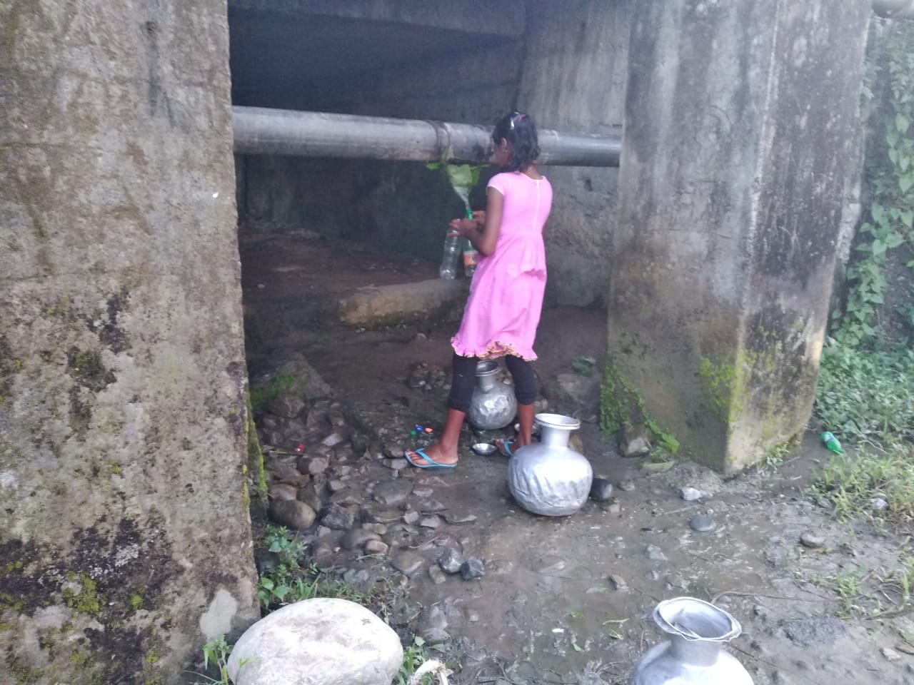 এটুপি বিশুদ্ধ খোৱাপানীৰ বাবে হাহাকাৰ তামুলপুৰত