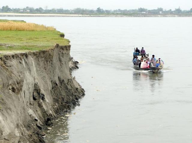 অসমৰ বান-গৰাখহনীয়াক ৰাষ্ট্ৰীয় সমস্যা হিচাপে ঘোষণা নকৰে কেন্দ্ৰই