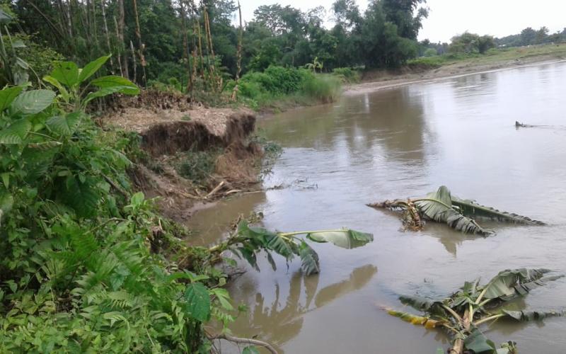 প্ৰৱল খহনীয়াত আক্রন্ত বৰলীয়াপাৰবাসী