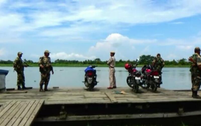 মাজুলীত কটকটীয়া নিৰাপত্তা বেষ্টনী, চৰ-চাপৰিক লৈ শংকিত মাজুলী আৰক্ষী