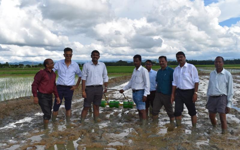 আন্তৰ্জাতিক ধান গৱেষণা প্ৰতিষ্ঠান আৰু অসম কৃষি বিশ্ববিদ্যালয়ৰ কৃষক প্ৰশিক্ষণ আৰু প্ৰযুক্তিৰ প্ৰদৰ্শন