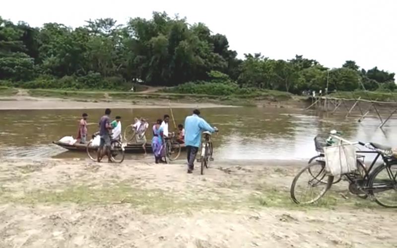 একবিংশ শতিকাত মডেল বিটিচিতত যাতায়াতৰ ভাৰসা নৌকা