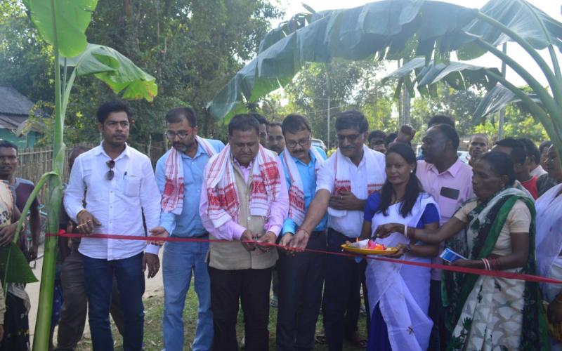 বিশ্বনাথৰ অৰুণাচল সীমান্তৱৰ্তী দাফলাকাটাত বেইলি দলঙৰ আধাৰশিলা স্থাপন