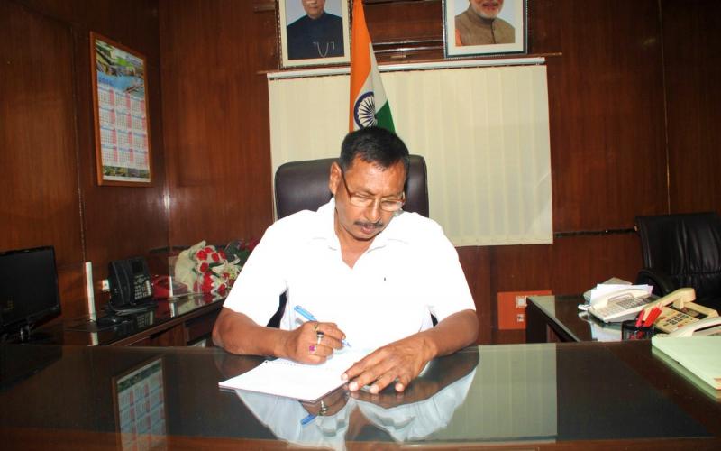 লোকসভা নিৰ্বাচনত প্ৰতিদ্বন্দ্বিতা নকৰে কেন্দ্ৰীয় মন্ত্ৰী ৰাজেন গোহাঁয়ে