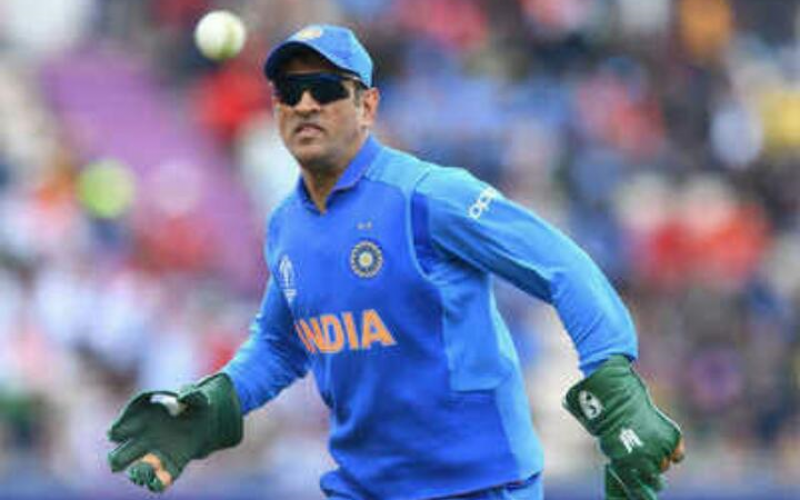 dhoni